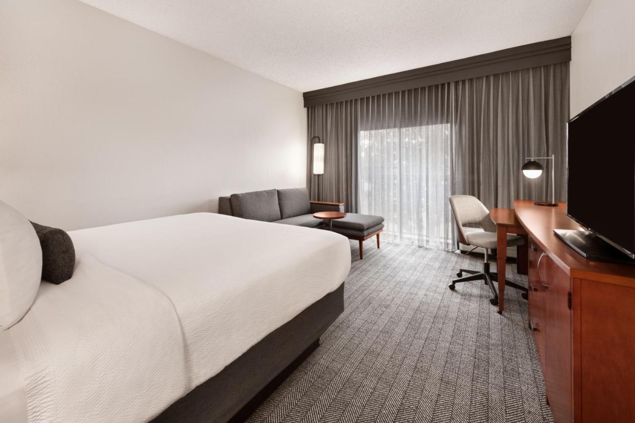 Courtyard By Marriott Memphis Airport Hotell Exteriör bild