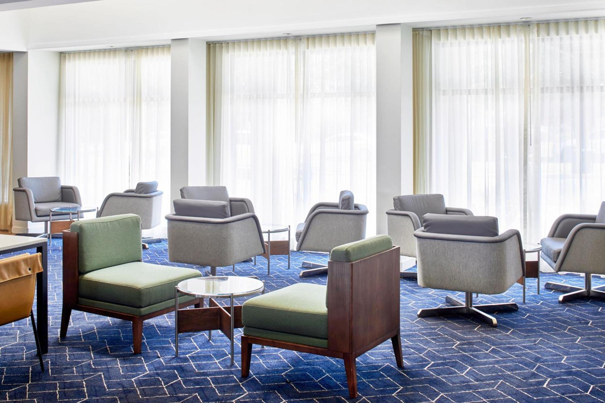 Courtyard By Marriott Memphis Airport Hotell Exteriör bild