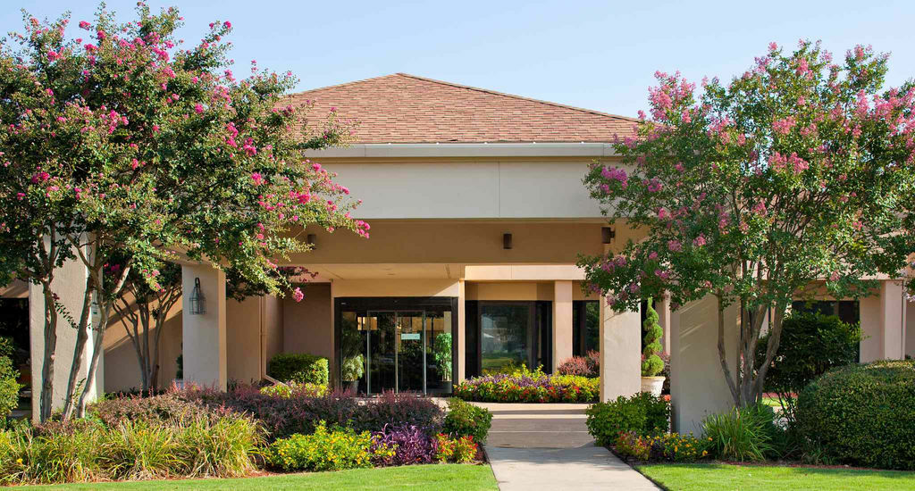 Courtyard By Marriott Memphis Airport Hotell Exteriör bild